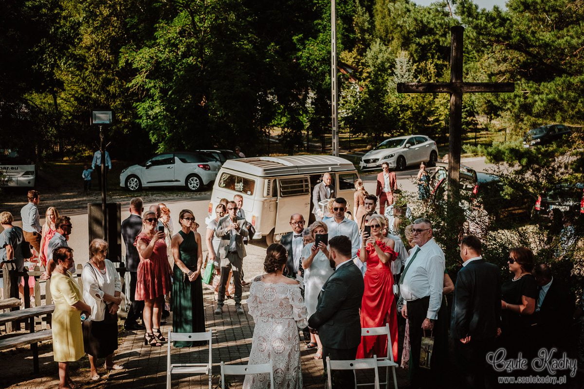ślub kościelny w plenerze warszawa