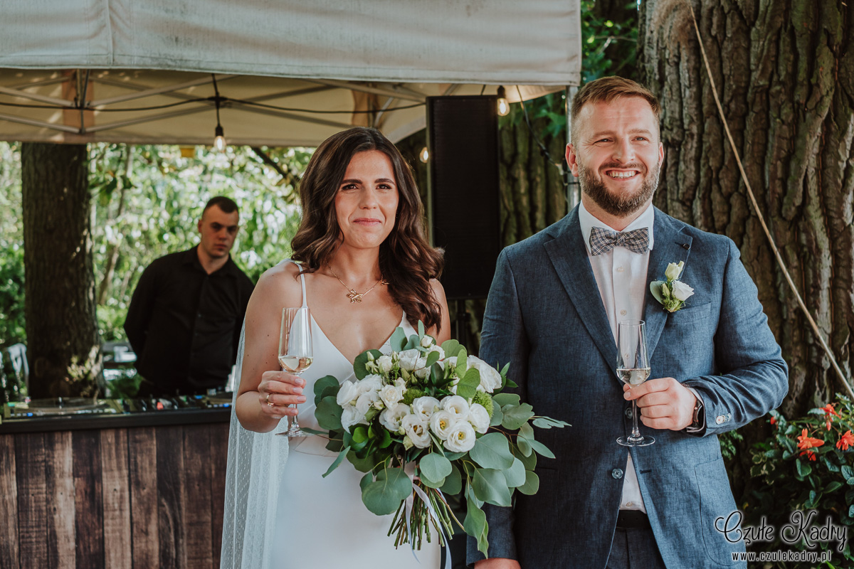 winiarnia nad jeziorem slub