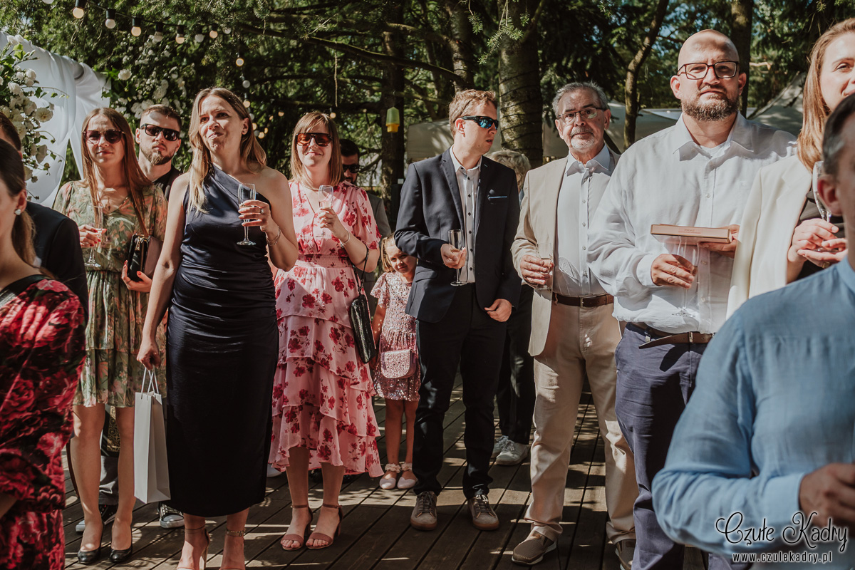 winiarnia nad jeziorem slub