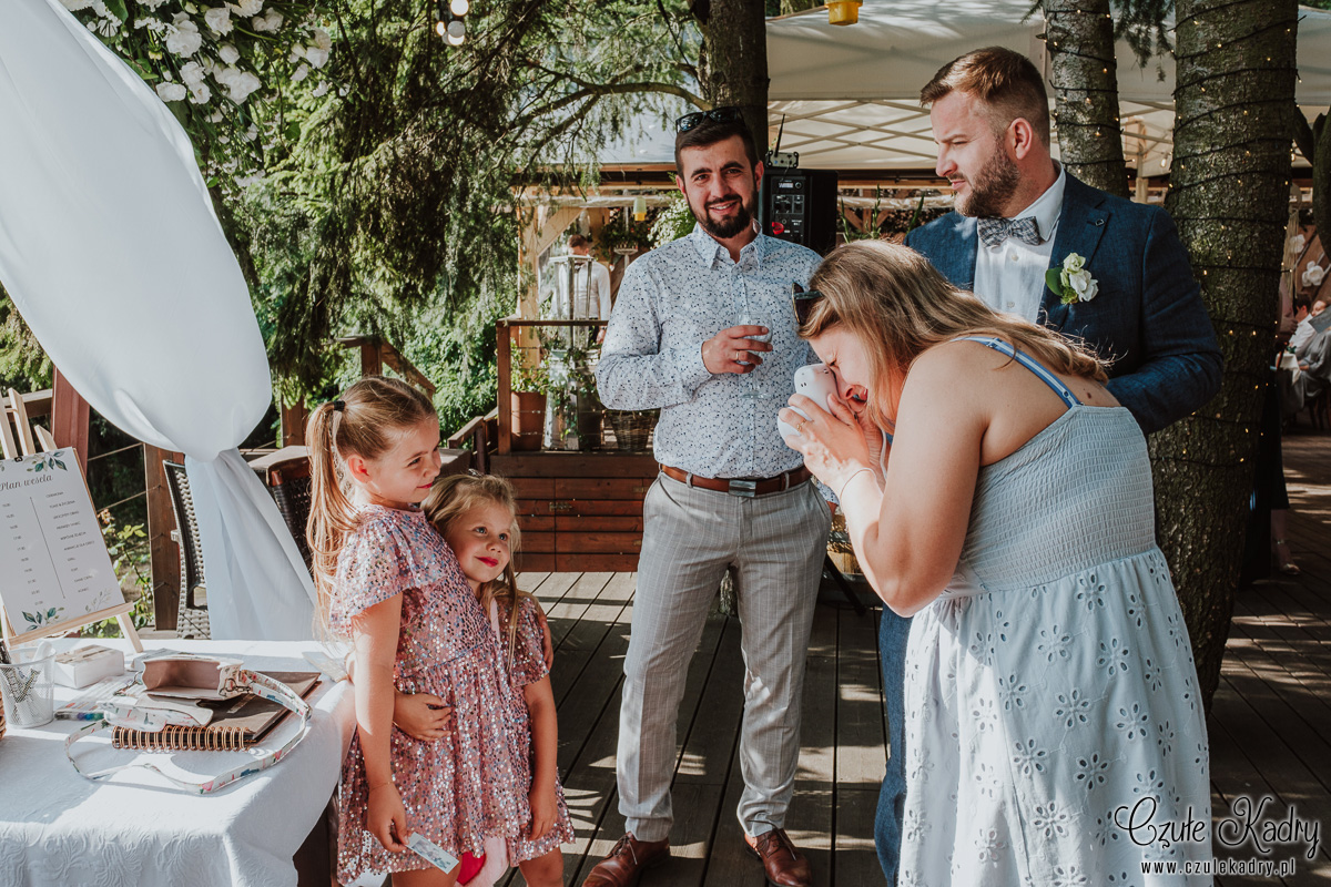 winiarnia nad jeziorem slub