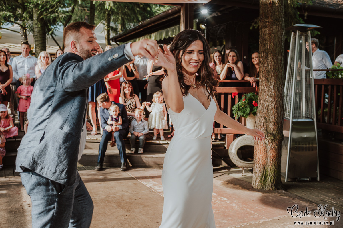 winiarnia nad jeziorem slub