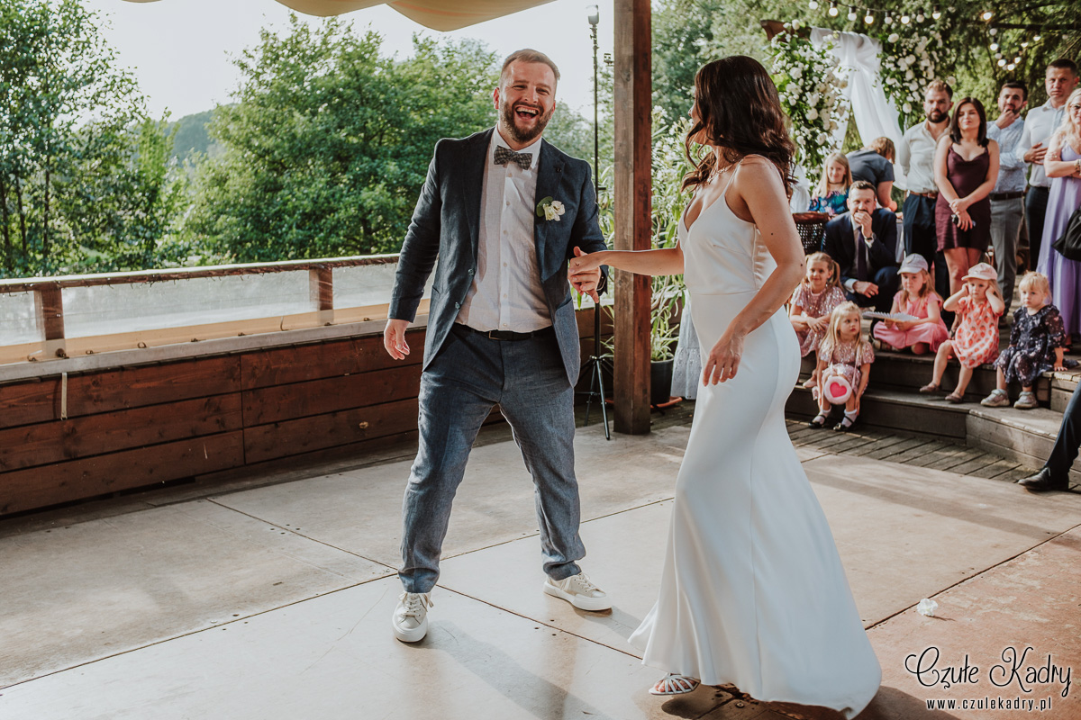 winiarnia nad jeziorem slub