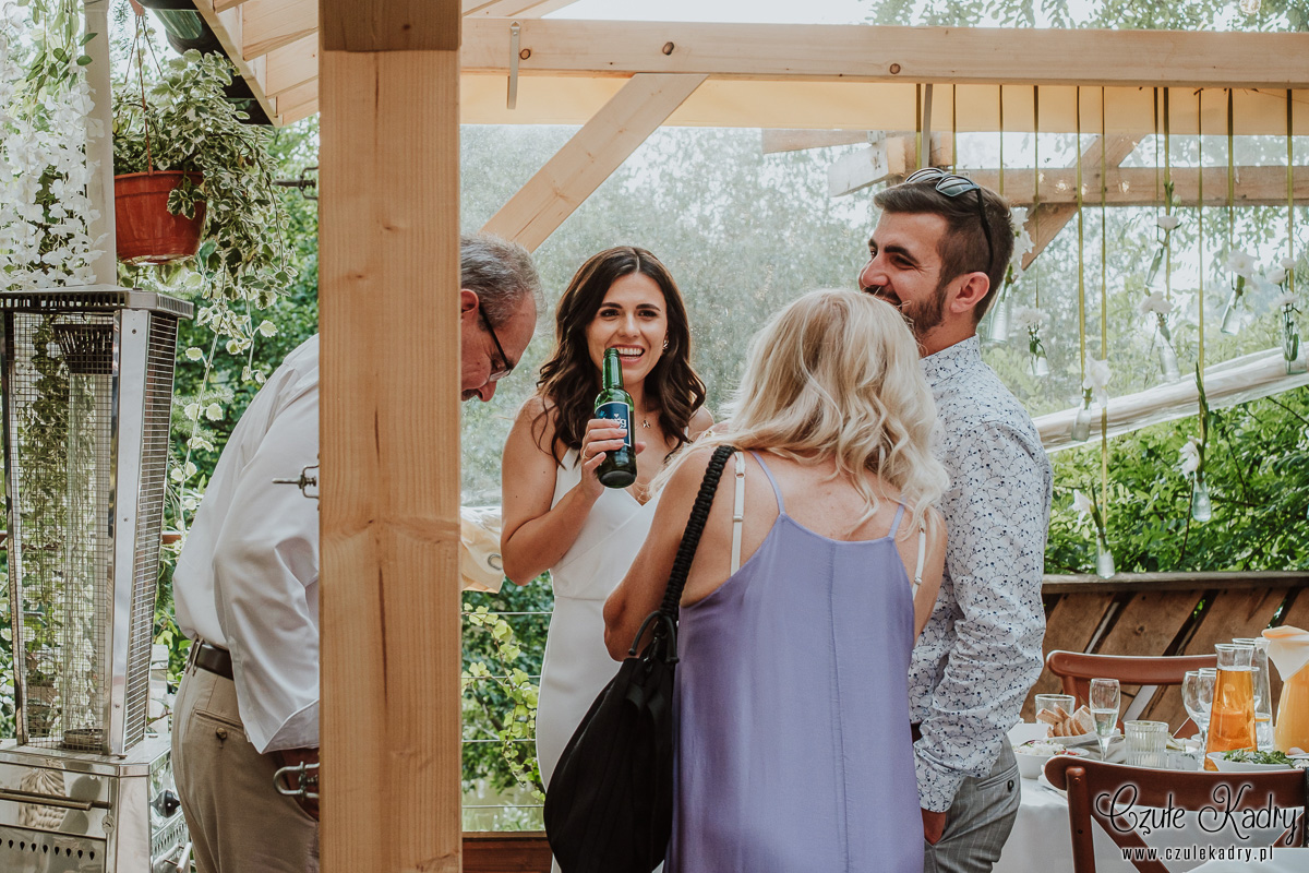 winiarnia nad jeziorem slub