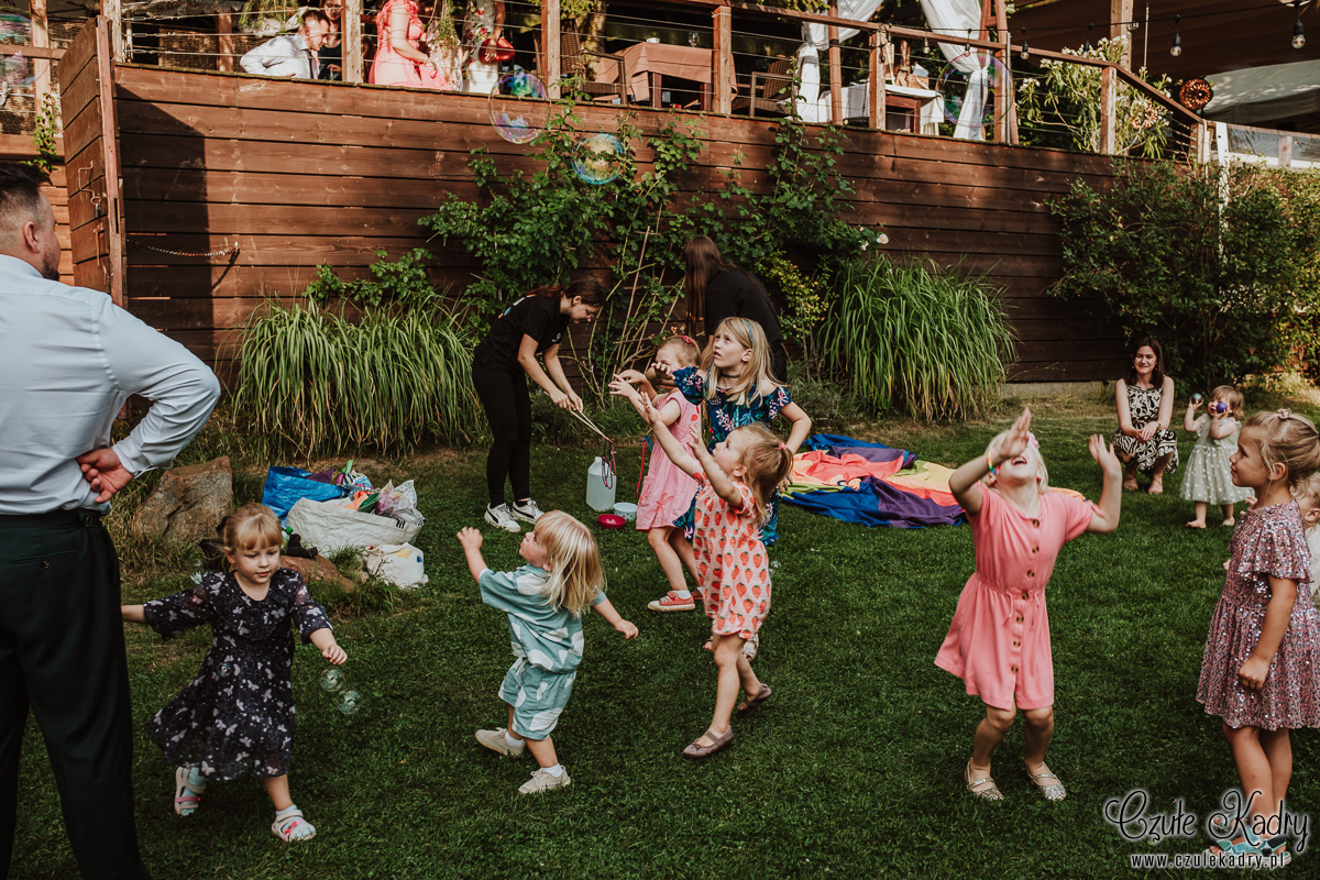 winiarnia nad jeziorem slub