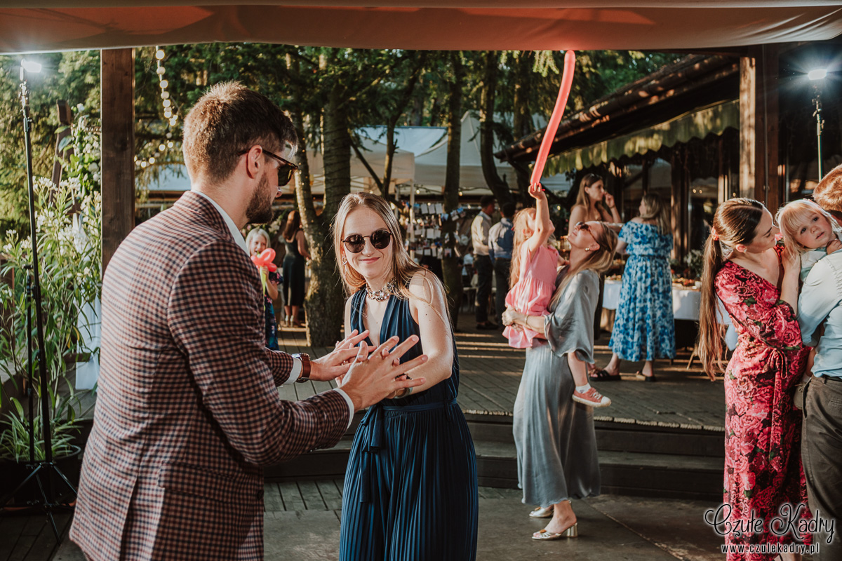 winiarnia nad jeziorem slub