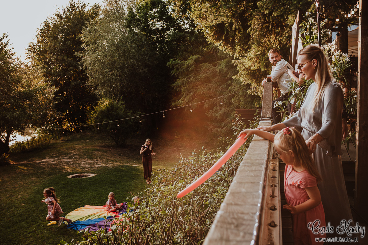 winiarnia nad jeziorem slub