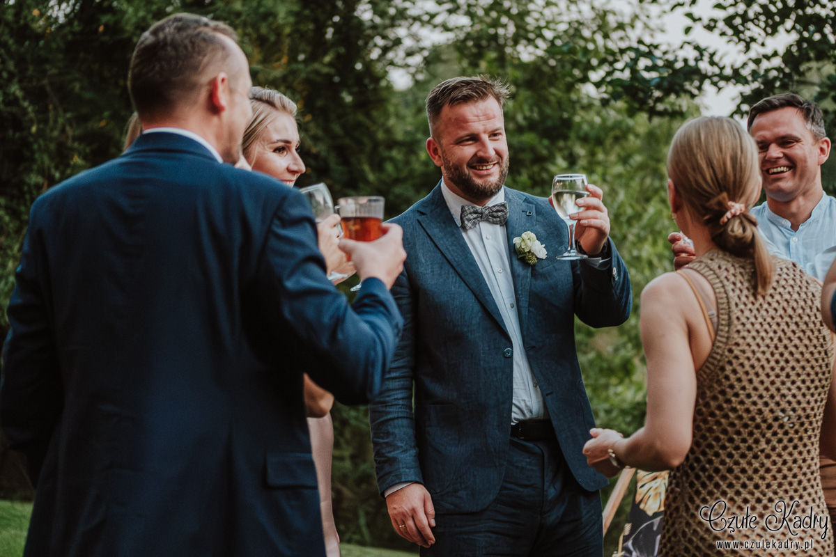 winiarnia nad jeziorem slub