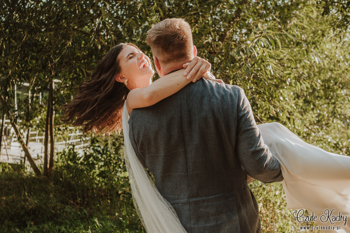 winiarnia nad jeziorem slub