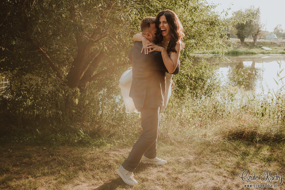 winiarnia nad jeziorem slub