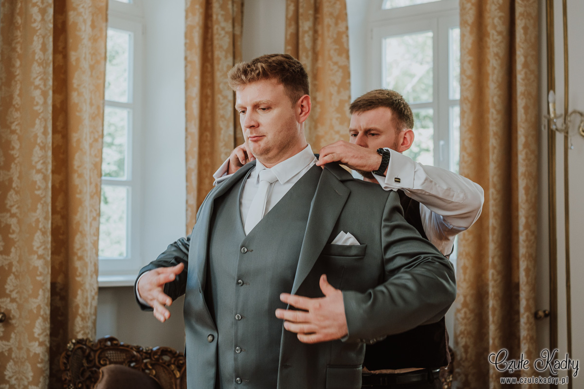 slub w plenerze palac chojnata