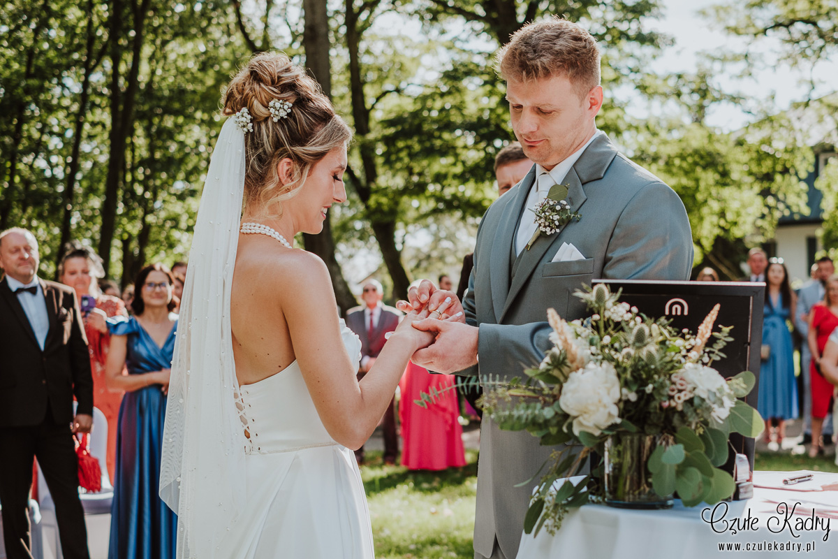 slub w plenerze palac chojnata