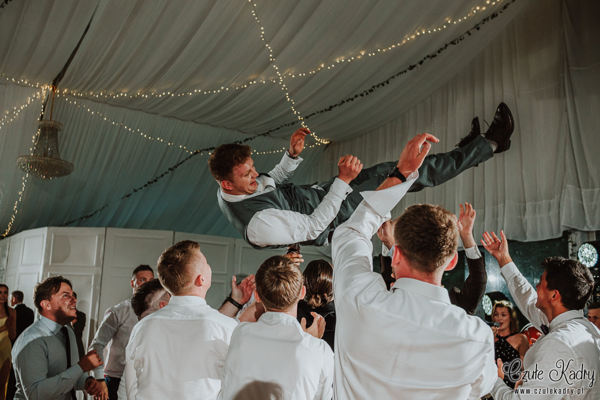 slub w plenerze palac chojnata