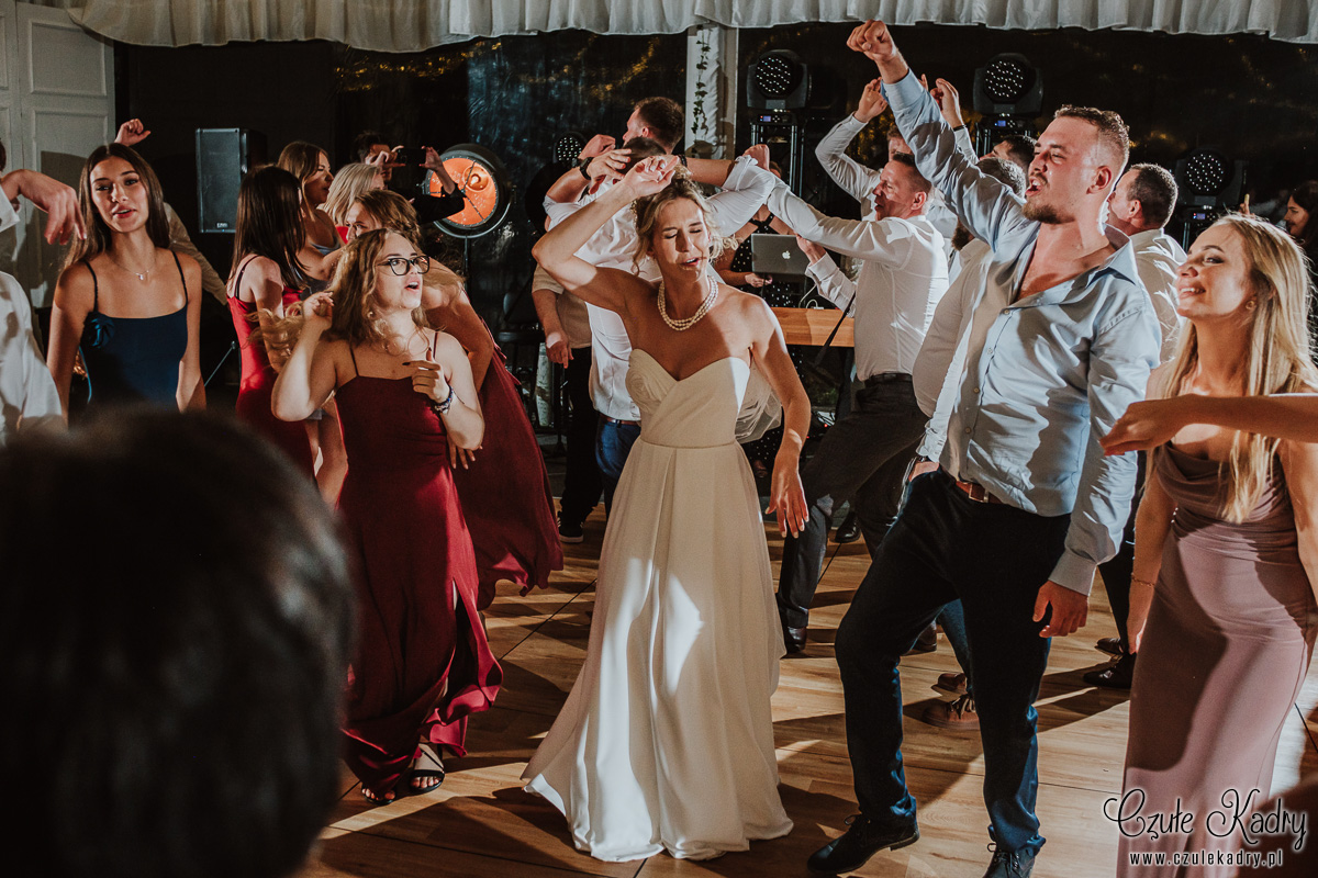 slub w plenerze palac chojnata